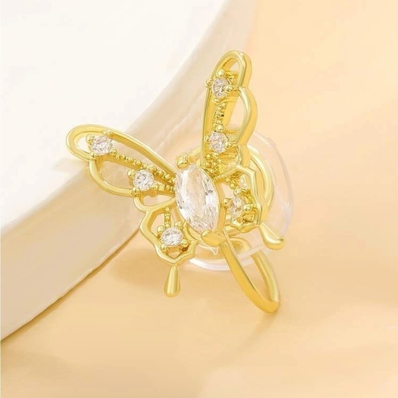 Gold 1pc Butterfly Ear Cuff - Picture 2 of 3